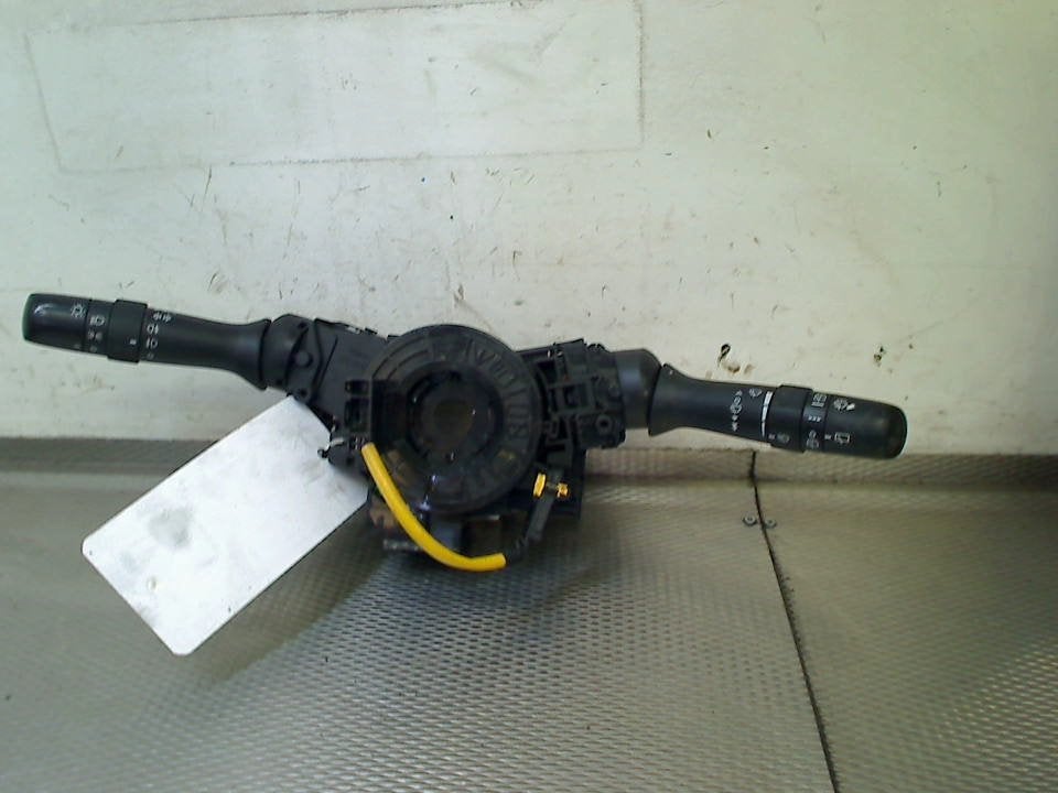 Combischakelaar Stuur Subaru Forester (SJ) 2015 173832, Subaru, Gebruikt, Subaru Deutschland GmbH, Subaru@subaru.de