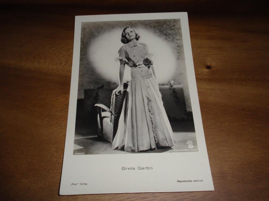Greta Garbo Hand op Leuning Actrice Film, Verzamelen, Verzenden, 1920 tot 1940, Ongelopen, Sterren en Beroemdheden