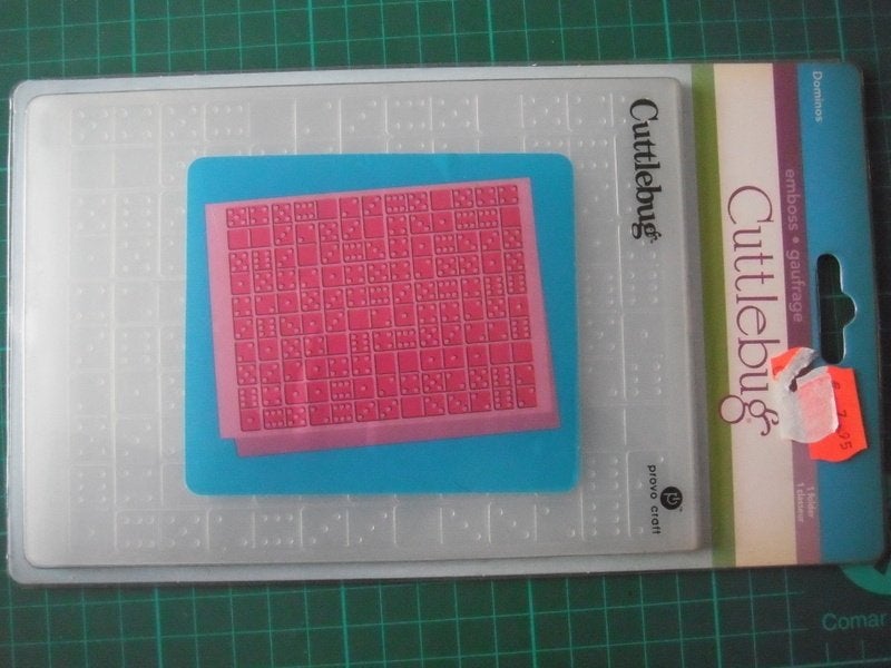 Nieuwe emboss folder Cuttlebug groter - 1, Hobby en Vrije tijd, Ophalen of Verzenden, Nieuw, Overige thema's, Pons of Mal