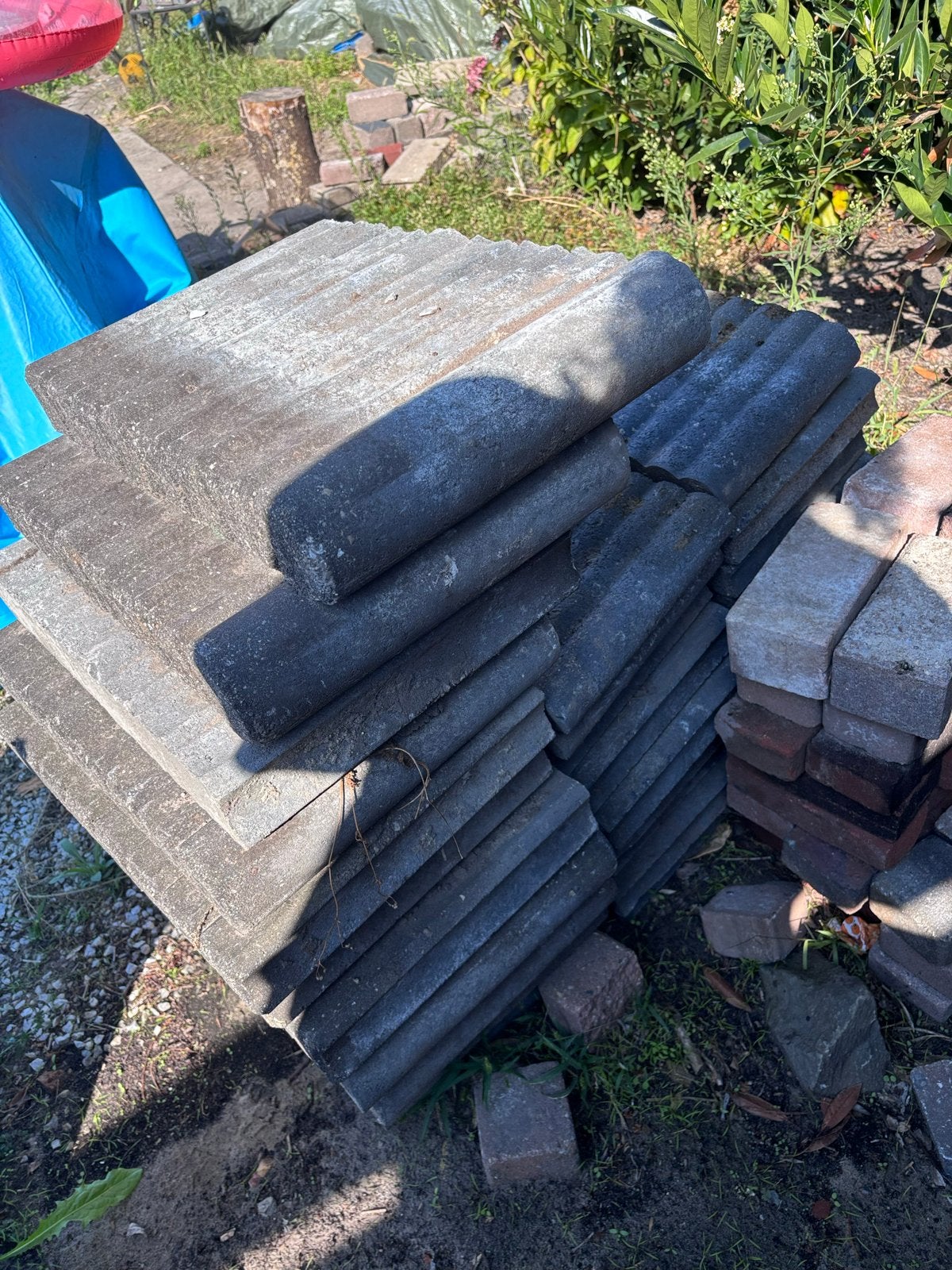 28 betonnen palissadebanden, 1 iets korter, gratis ophalen, Tuin en Terras, Ophalen, Gebruikt, Overige typen, Minder dan 5 m²