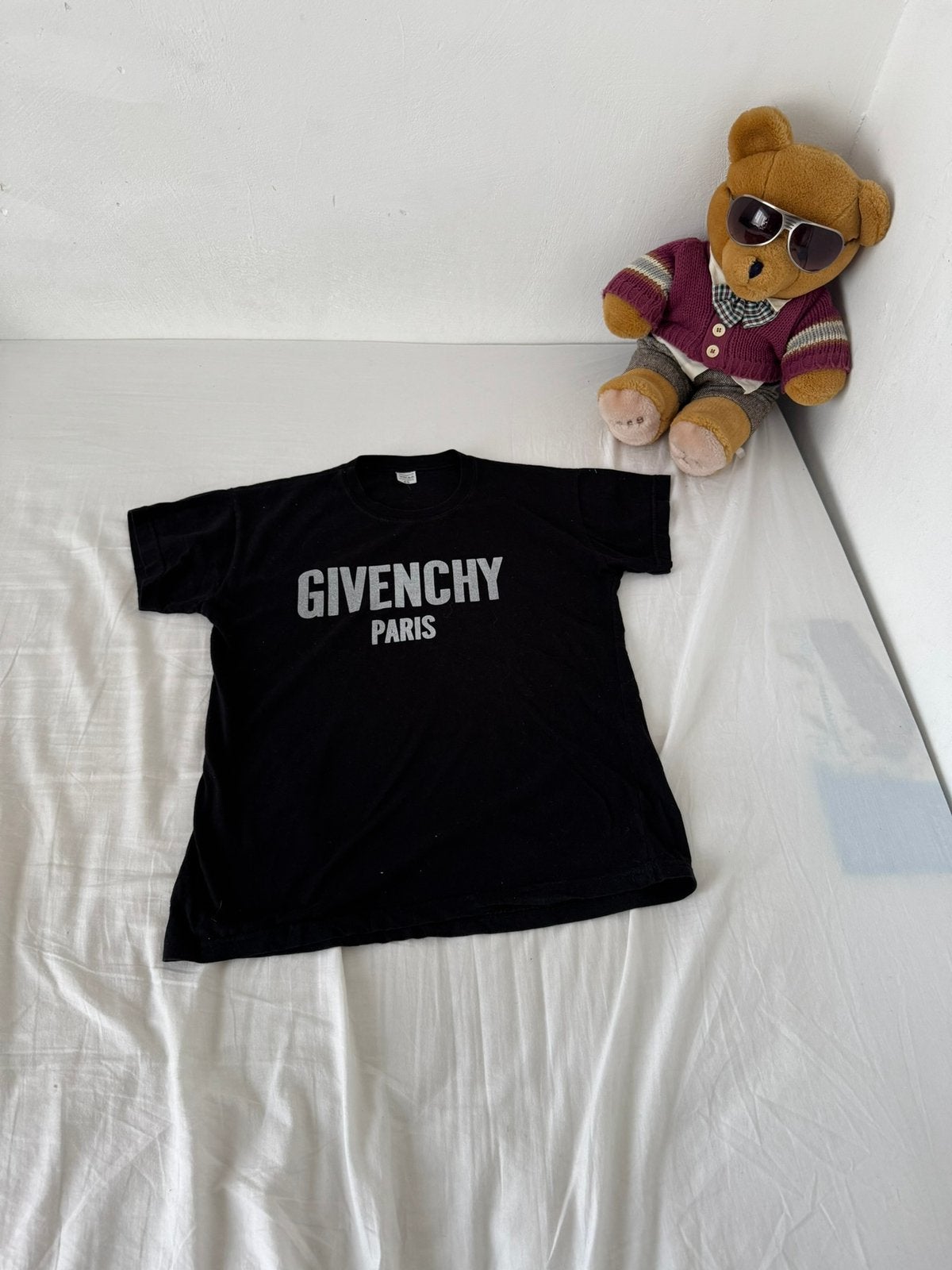 Givenchy T-shirt, Kleding | Dames, T-shirts, Zwart, Ophalen of Verzenden, Zo goed als nieuw, Korte mouw