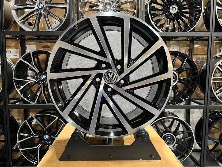 18'' Volkswagen SPIELBERG velgen 5X112 PASSAT Golf 6 7 8, Ophalen of Verzenden, Nieuw, 18 inch, Velg(en)
