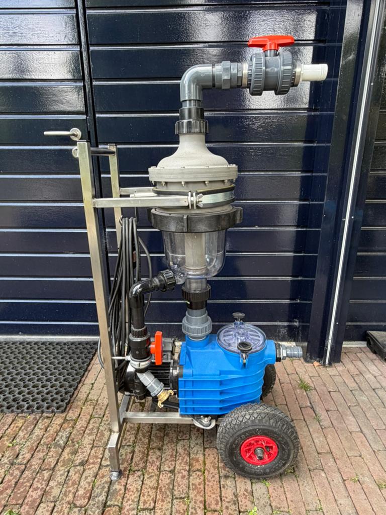 Zwembad - Zwemvijver - Vijver Stofzuiger, Tuin en Terras, Zwembad-toebehoren, Ophalen of Verzenden, Zo goed als nieuw, Zwembadpomp