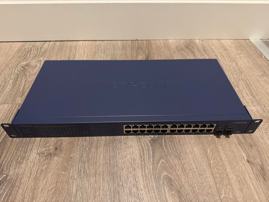 Netgear ProSAFE GS724TP 24-poorts Gigabit PoE Switch, Ophalen of Verzenden