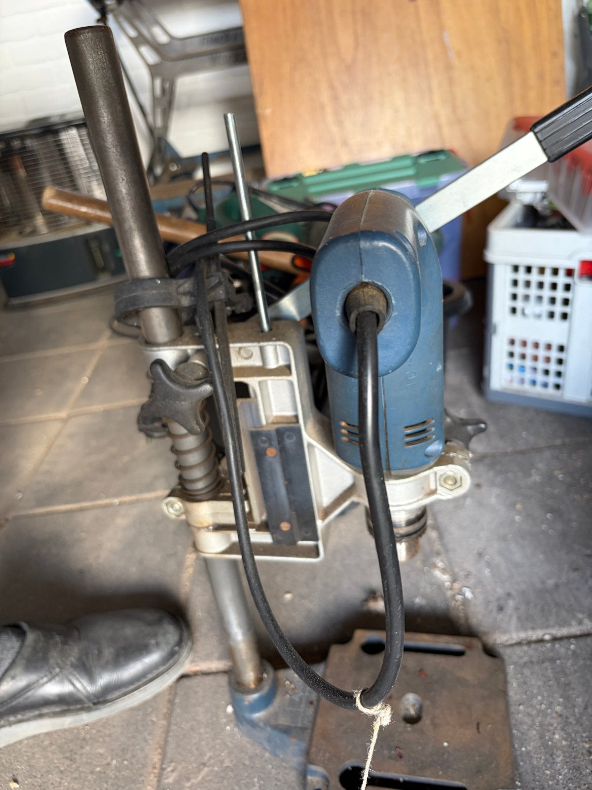 Boormachine met boorstandaard - Ideaal voor precisiewerk, Boormachine, Gebruikt, Ophalen of Verzenden, Klopboormechanisme