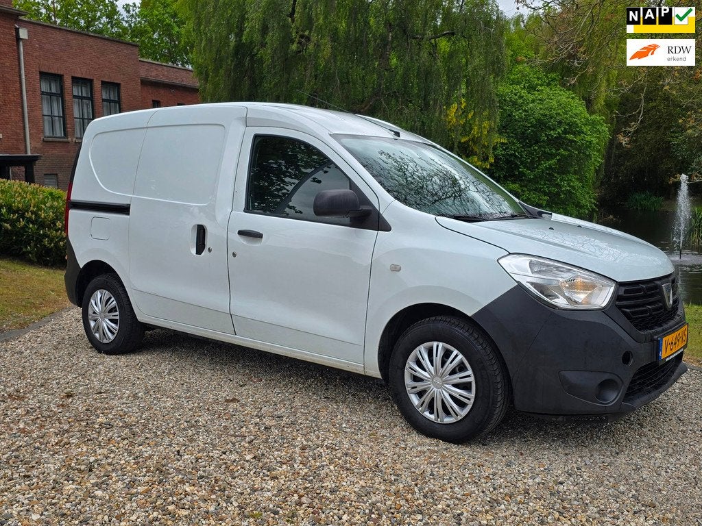 Dacia Dokker 1.6 MPI 100 BENZINE *airco*, Auto's, Bestelauto's, Gebruikt, Euro 6, 4 cilinders, Bedrijf