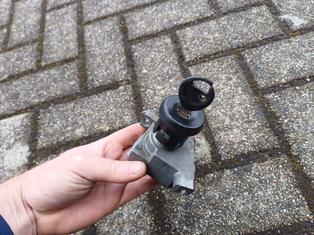Yamaha jog contact slot met 1 sleutel gebruikt, Ophalen of Verzenden, Gebruikt, Overige typen, Yamaha