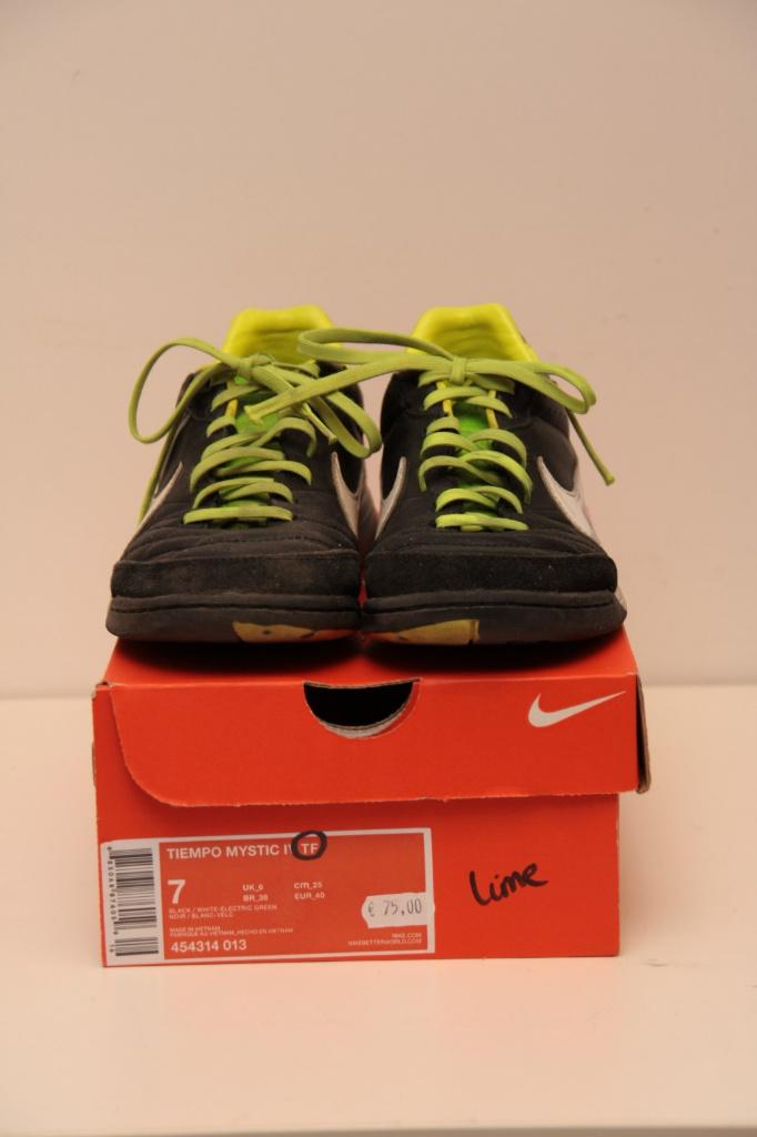 Nike Tiempo schoenen, maat 40., Nike Tiempo Mystic, Ophalen of Verzenden, Sneakers of Gympen, Gedragen