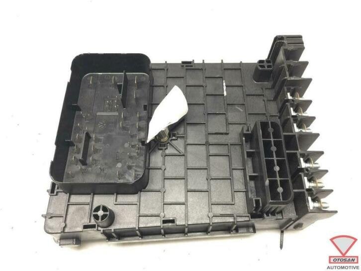 vw tiguan 5n passat q3 zekeringkast 3c0937125a, Gebruikt, Volkswagen, Volkswagen AG, Berliner Ring 2
38440  Wolfsburg, DE