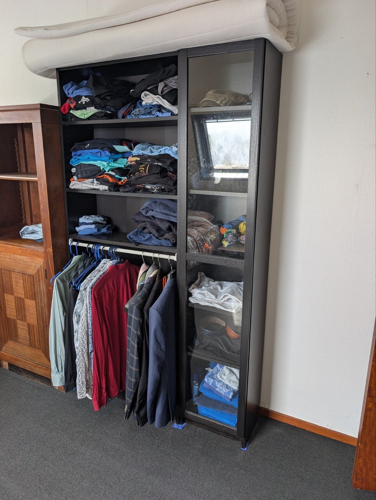 2x IKEA Billy boekenkast, waarvan 1 met glazen deur, Ophalen, 50 tot 100 cm, 25 tot 50 cm, Gebruikt