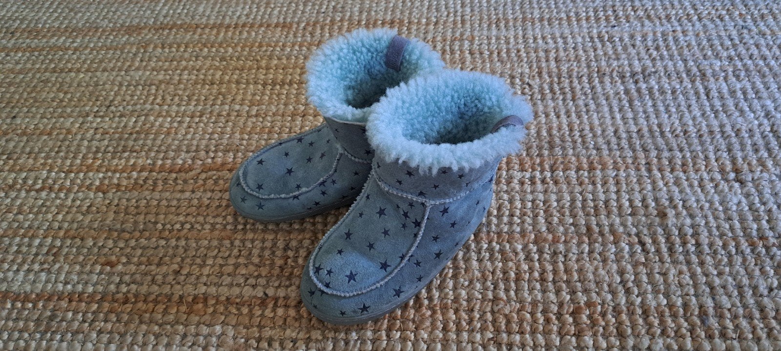 VANUBA Lamsvacht Huisschoenen/Patoffels Maat 33, Ophalen of Verzenden, Gebruikt, VANUBA