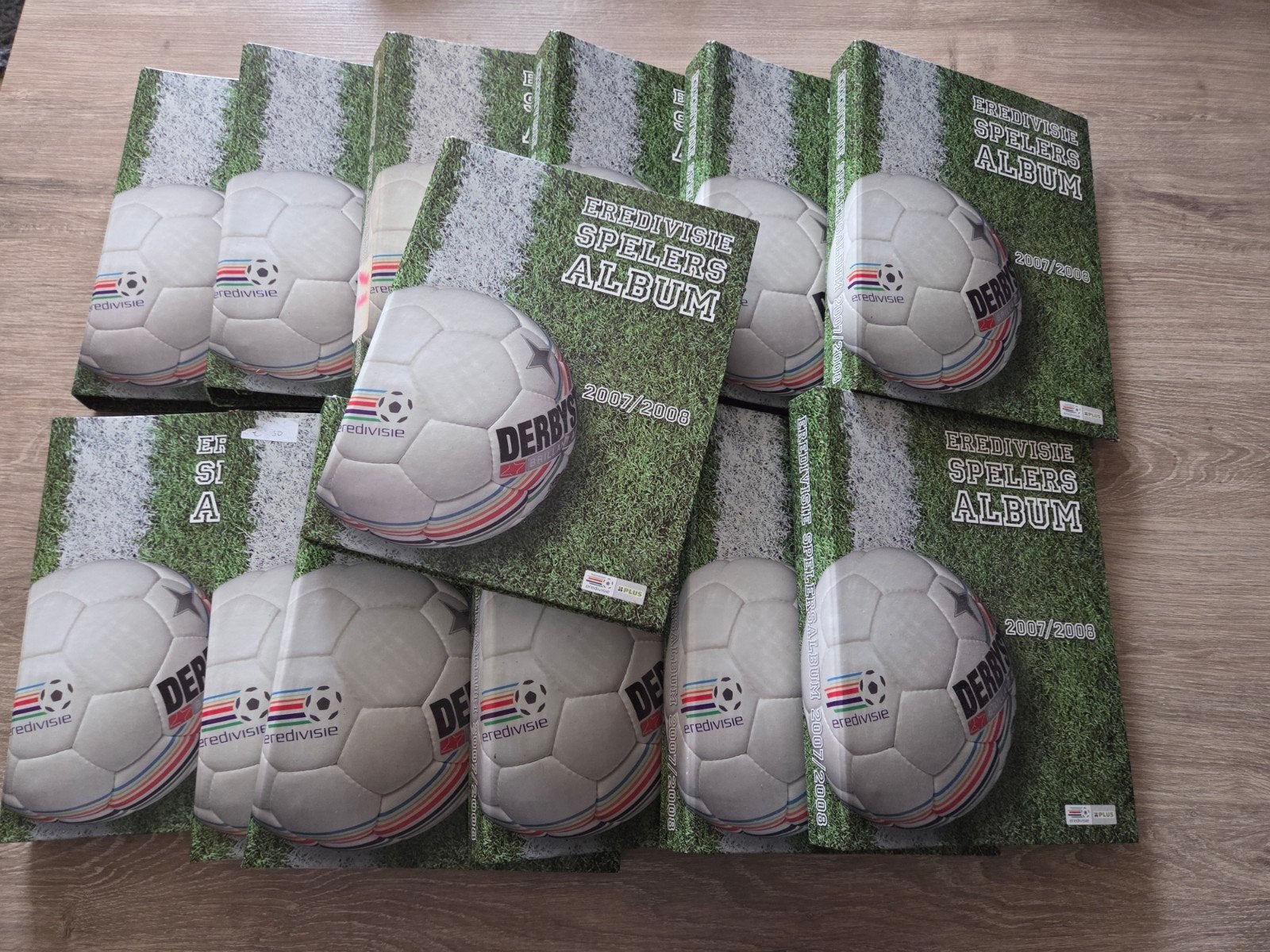 Zolderopruiming mappen Plus voetbalplaatjes 2007 like panini, Ophalen, Gebruikt, Ajax, Poster, Plaatje of Sticker