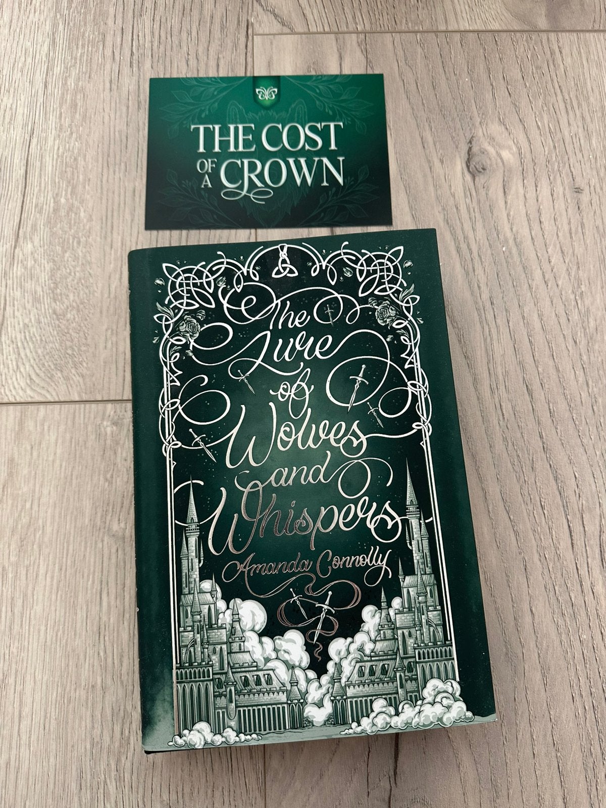 The Lure of Wolves and Whisperers-FairyLoot– Amanda Connolly, Ophalen of Verzenden, Nieuw