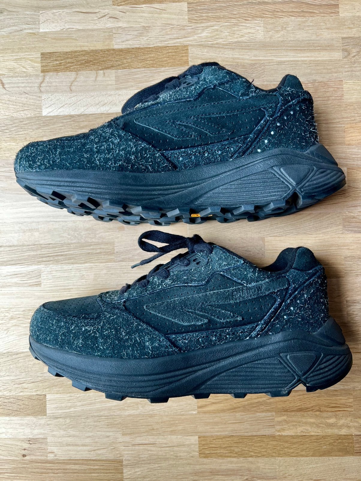 Hi-Tec Silver Shadow sneakers maat 40, Zwart, Ophalen of Verzenden, Sneakers of Gympen, Zo goed als nieuw