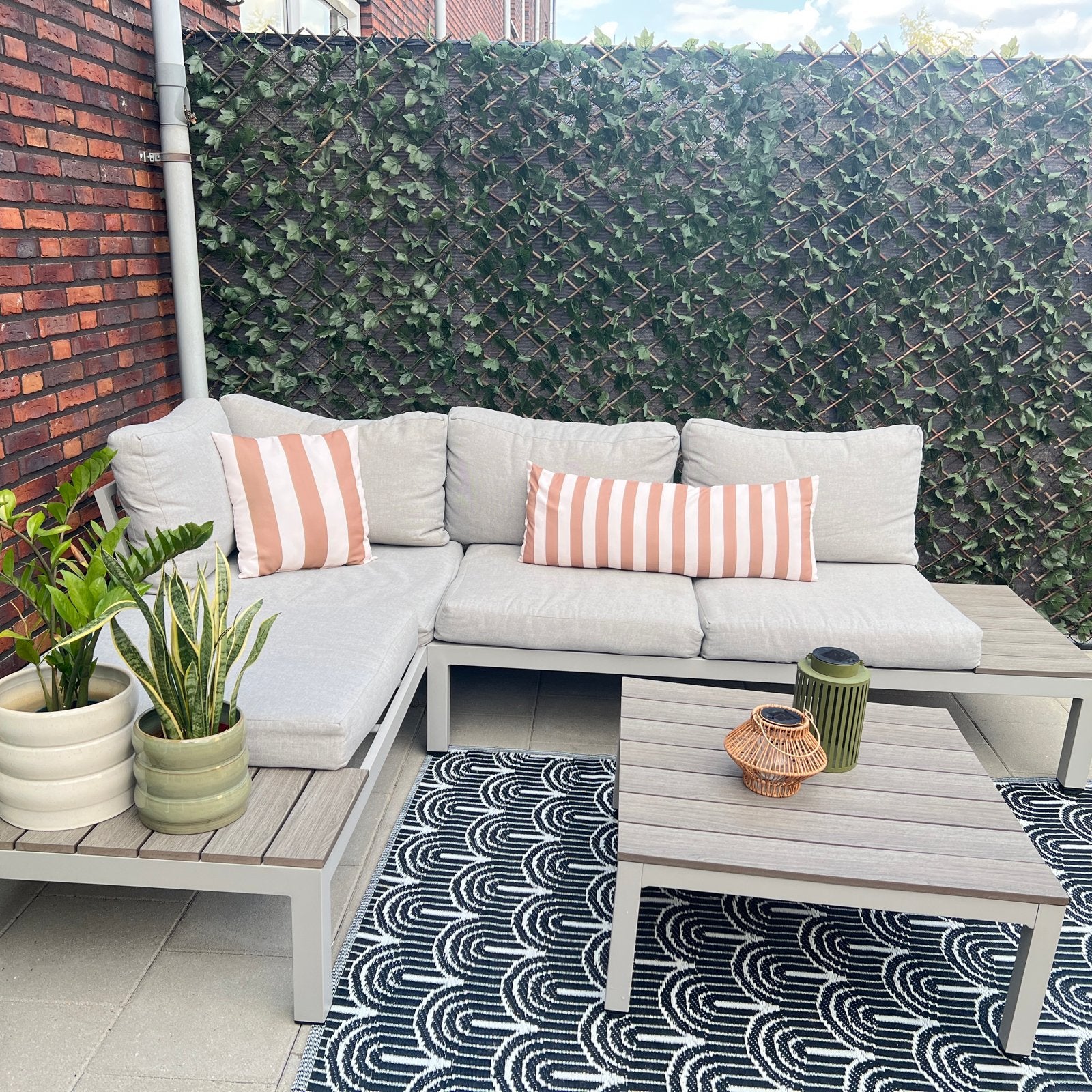 Moderne loungeset met salontafel, Ophalen, 5 zitplaatsen, Aluminium, Zo goed als nieuw