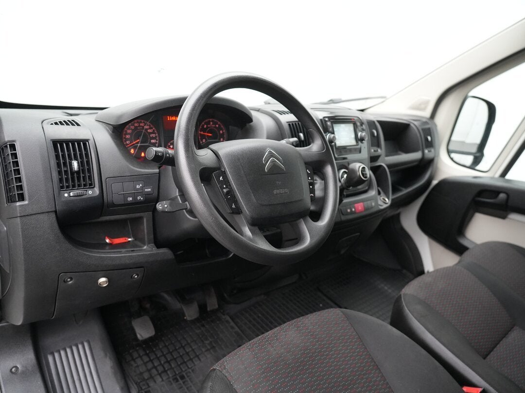 Citroën Jumper 130pk Gesloten bestelwagen L2H1 Trekhaak Air, Auto's, Gebruikt, Euro 6, 4 cilinders, Citroën