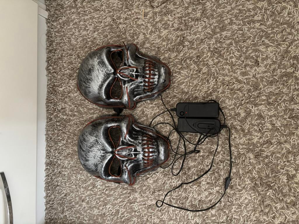 Halloween Doodshoofd Maskers met LED Verlichting, Ophalen, Zo goed als nieuw