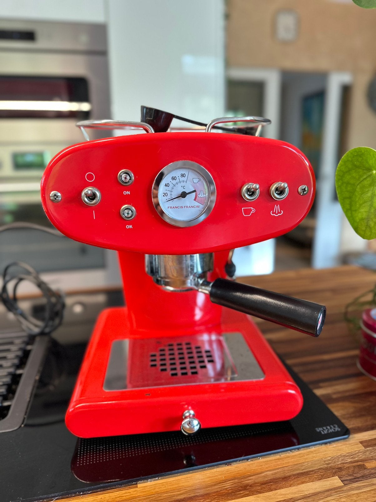 Illy’s Francis Francis X1, Espresso apparaat, Gemalen koffie, Ophalen of Verzenden, Zo goed als nieuw