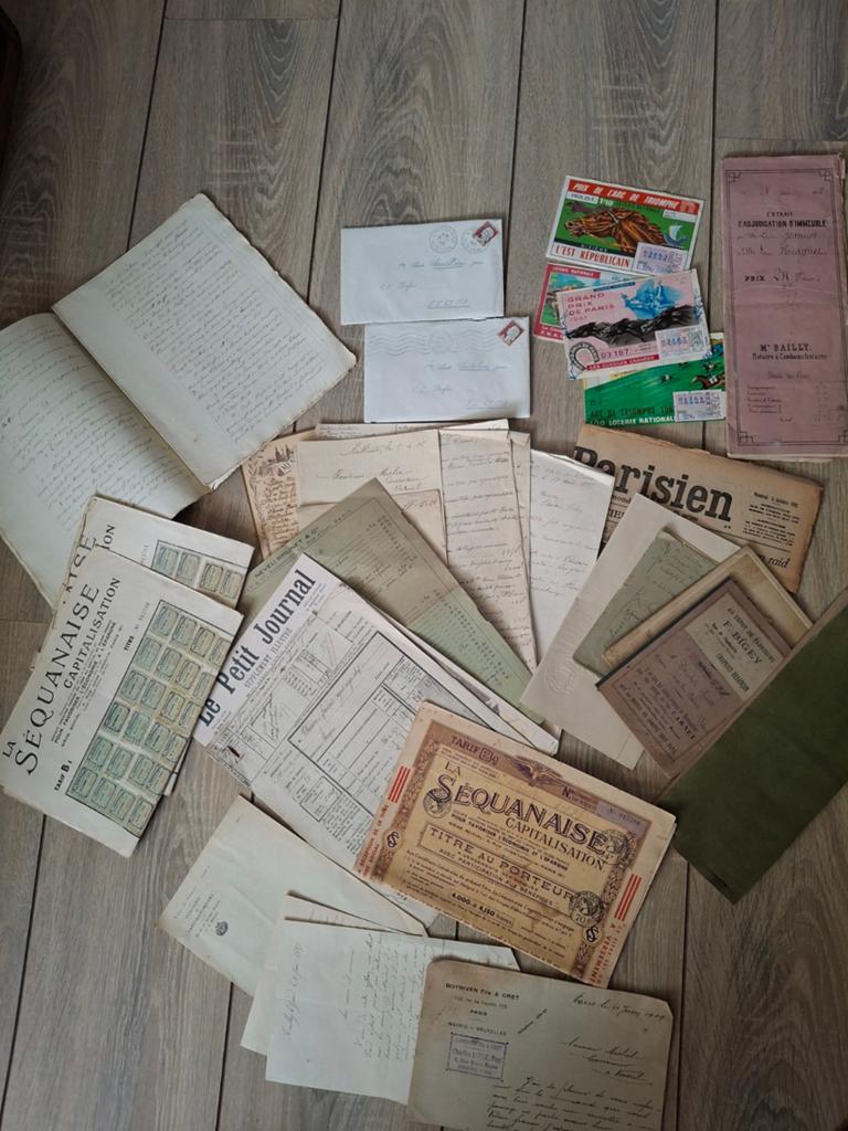 Oude Franse documenten, brieven, akte, lotto tickets krant, Ophalen of Verzenden, 1940 tot 1960, Knipsel(s)