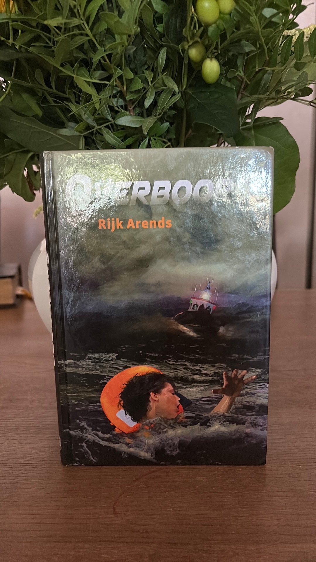 KR-7 Rijk Arends Overboord, Ophalen of Verzenden, Gelezen