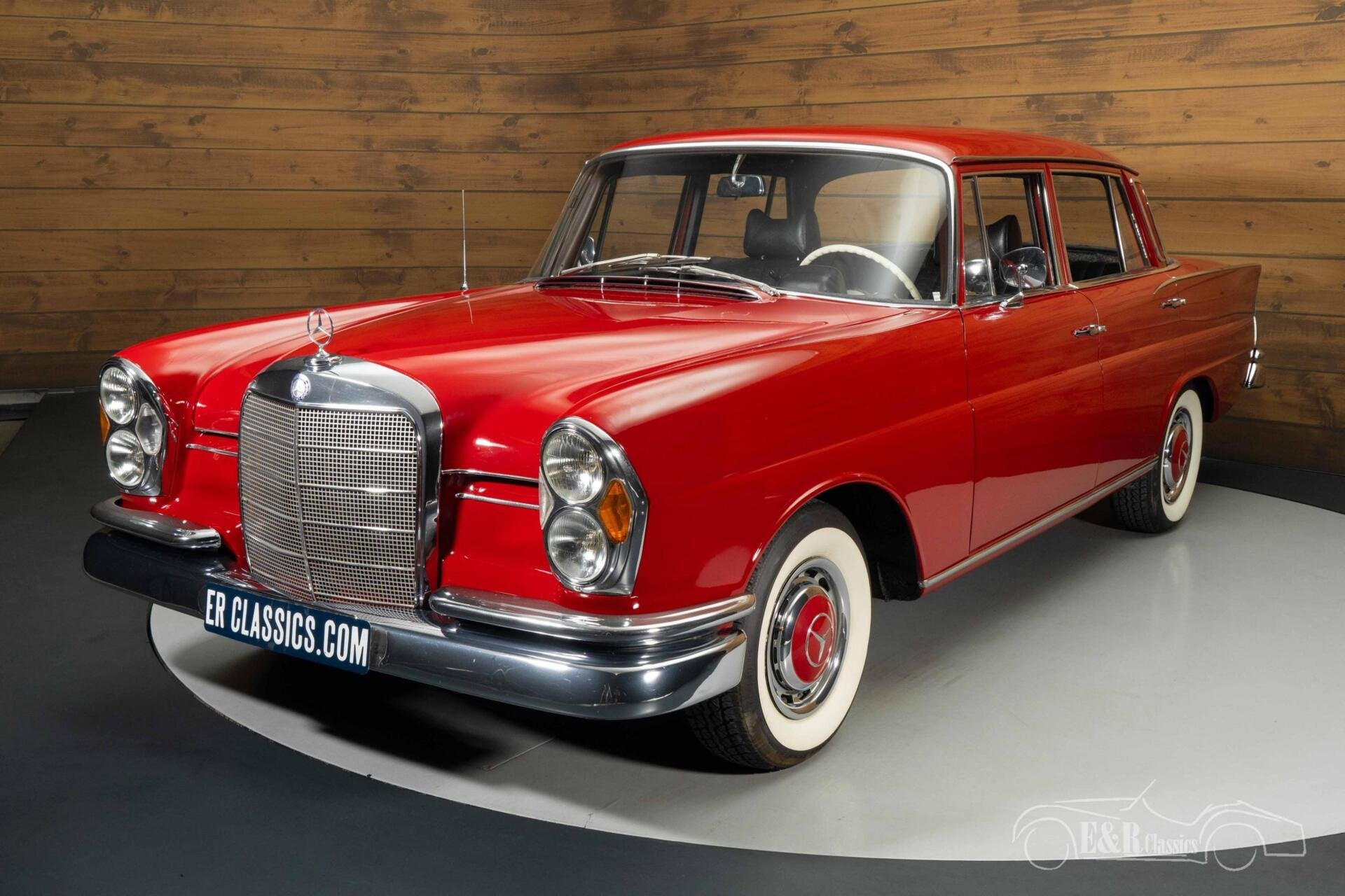 Mercedes 230 S Sedan | 1965, foto 4