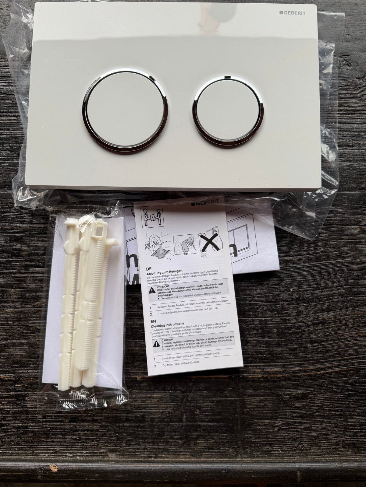 Geberit Sigma 20 bedieningspaneel glans wit/chroom, Doe-het-zelf en Verbouw, Sanitair, Ophalen, Nieuw, Chroom, Toilet