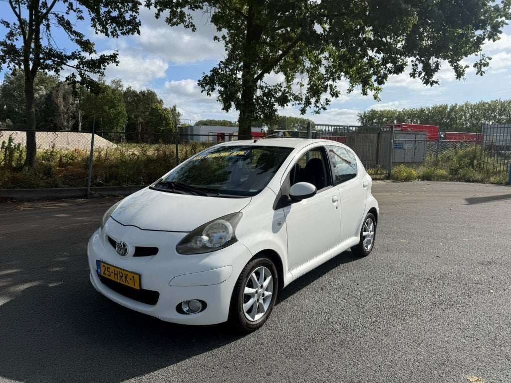 Toyota Aygo 1.0 12V Vvt-i 5DRS 2009 Wit