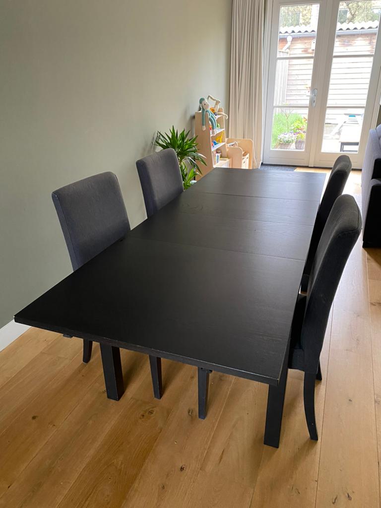 Bjursta eettafel met 4 Bergmund stoelen, Huis en Inrichting, Ophalen, Gebruikt, 200 cm of meer, 50 tot 100 cm