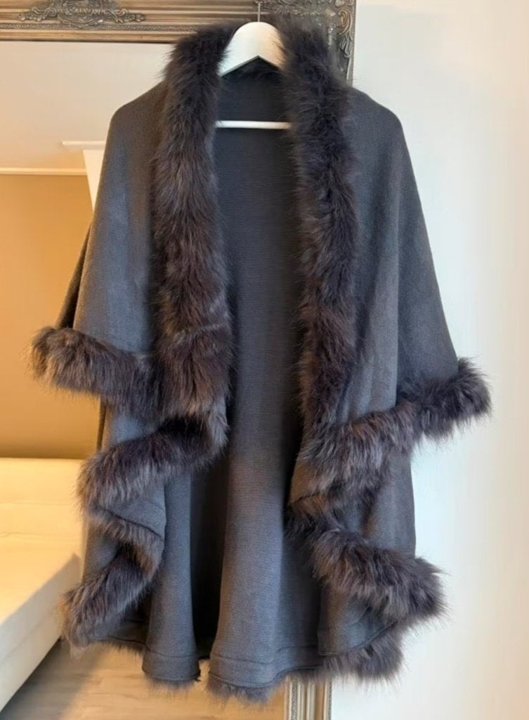 Nieuw Poncho, Ophalen of Verzenden, Nieuw, Maat 38/40 (M), Bruin