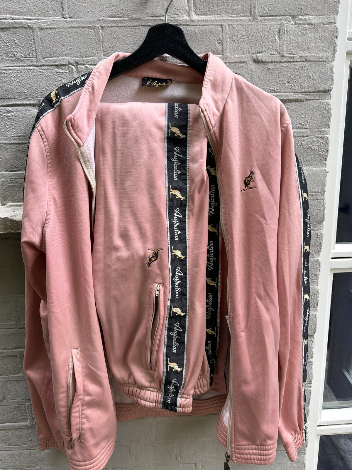 Australian Gabber Trainingspak Maat L - Roze, Kleding | Heren, Maat 52/54 (L), Ophalen of Verzenden, Roze, Gedragen
