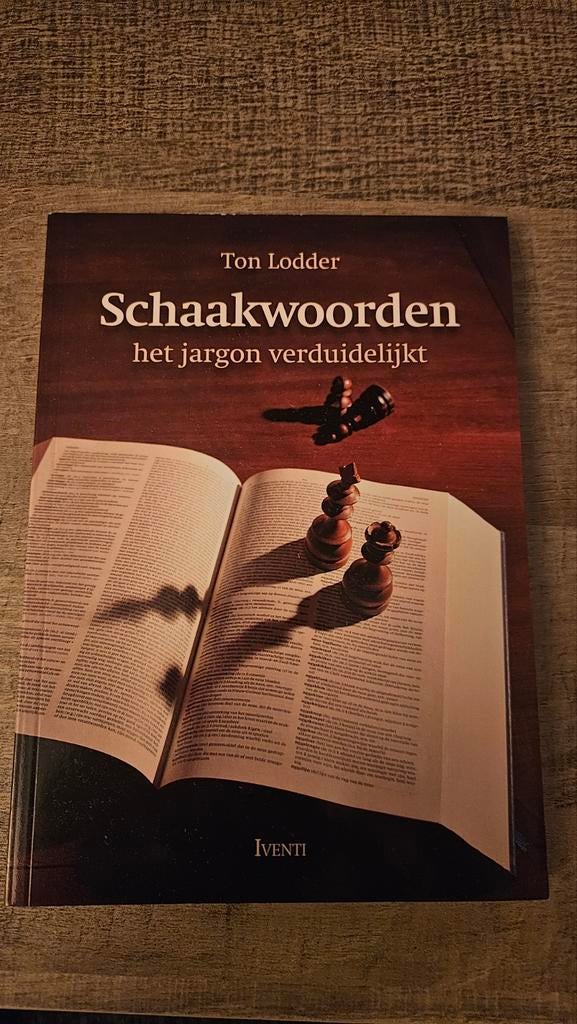 Schaakwoorden: het jargon verduidelijkt - Ton Lodder, Ophalen of Verzenden, Zo goed als nieuw, Ton Lodder