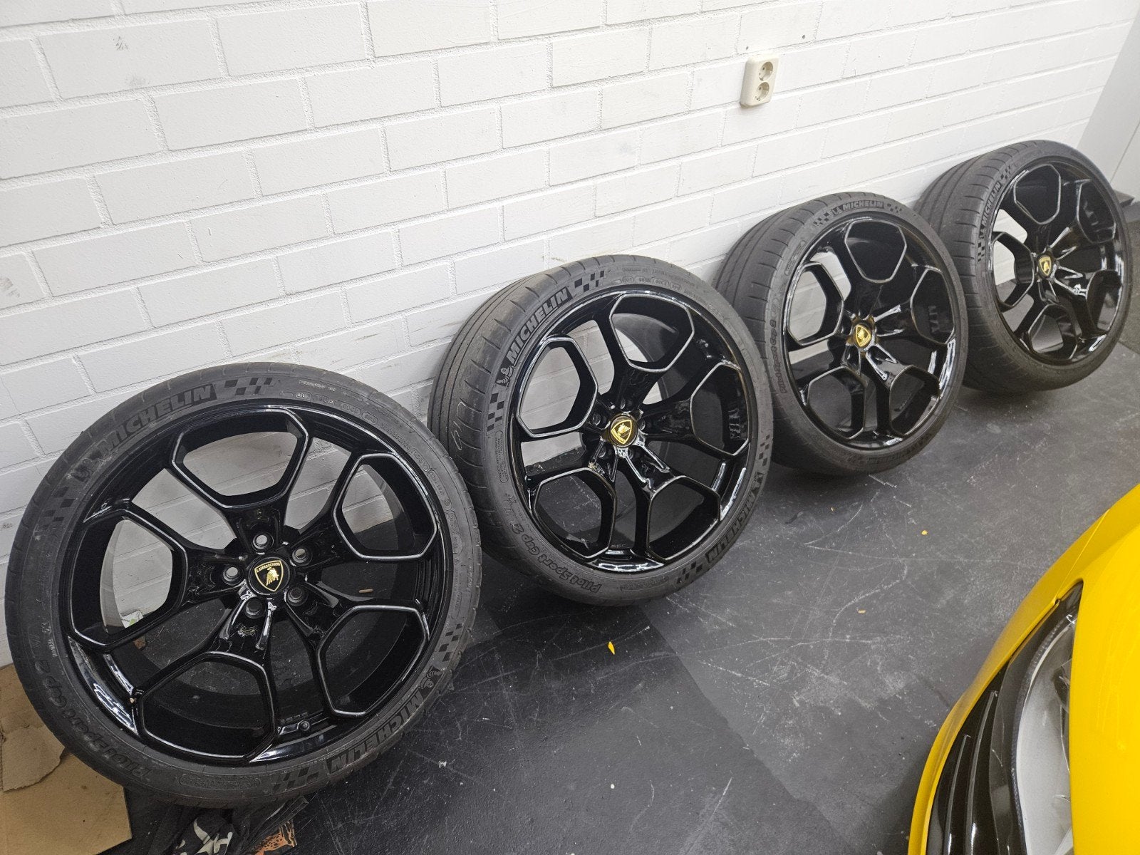 Lamborghini Huracan 'Giano' 20 inch velgen met Michelin, Ophalen, Banden en Velgen, Overige maten, Personenwagen