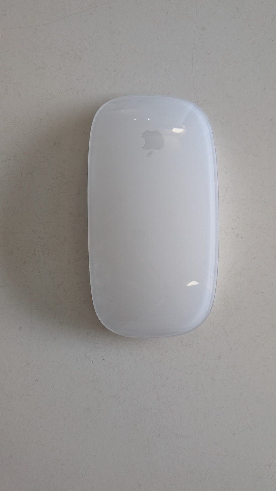 Apple Magic Mouse 2 - Draadloze Bluetooth Muis, Computers en Software, Ophalen, Muis, Zo goed als nieuw, Draadloos