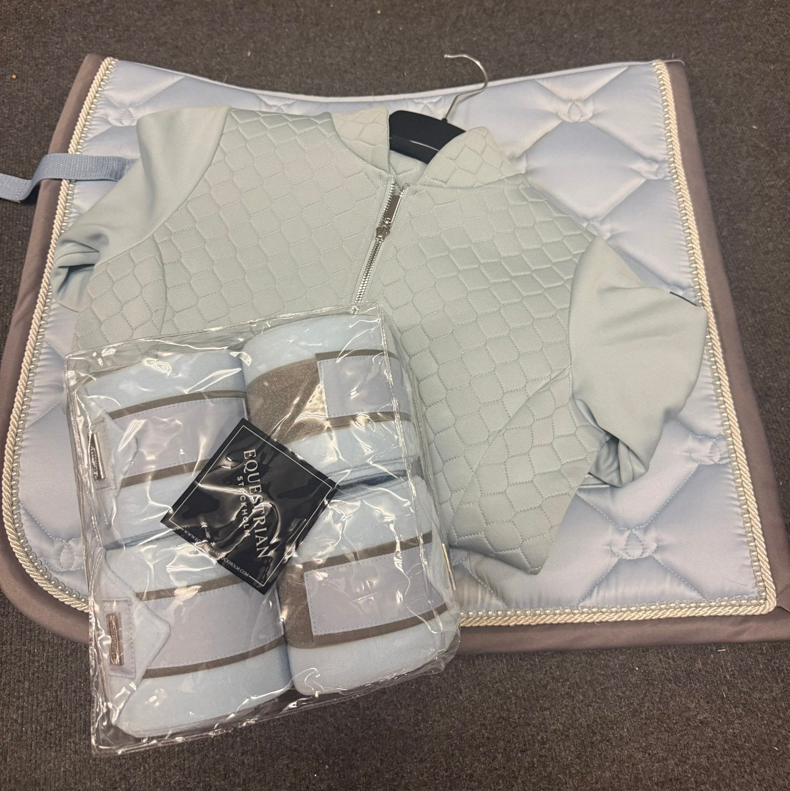 Super mooie Baby blauw dresssuurset - full dressuurdekje, Ophalen of Verzenden, Zo goed als nieuw