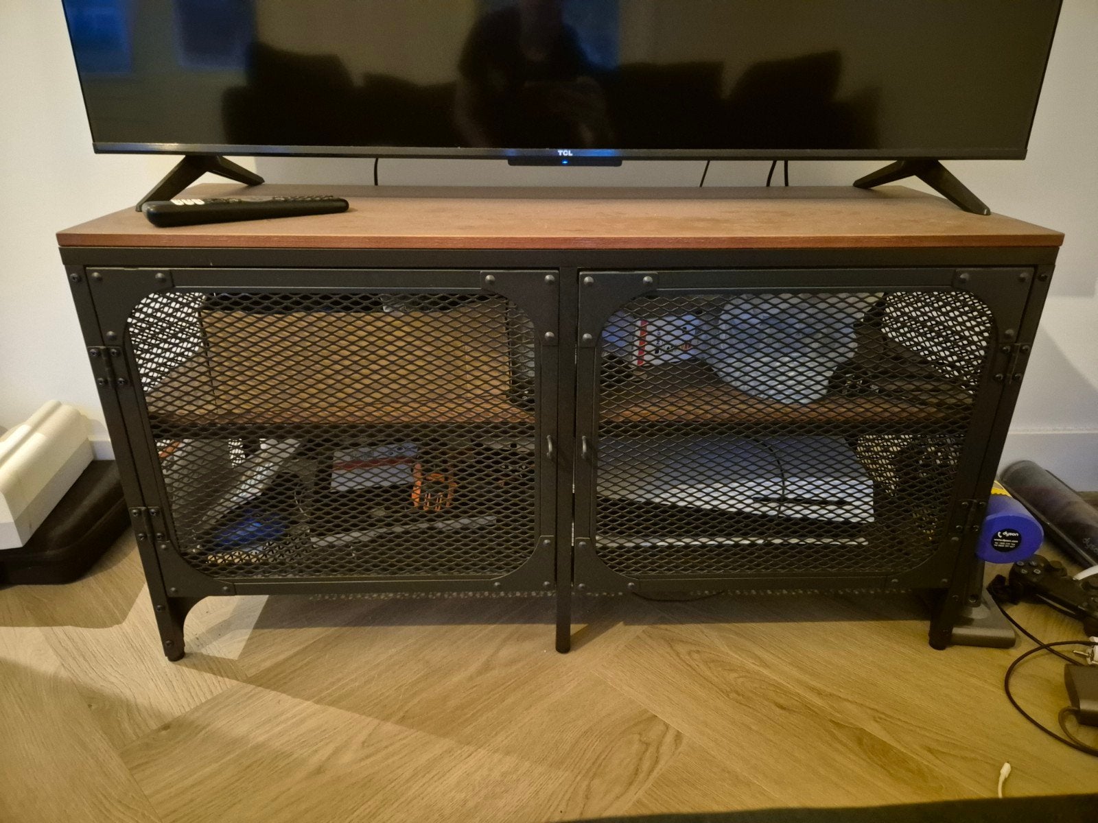 IKEA FJALLBO TV-meubel - industrieel design, zwart, hout, 50 tot 100 cm, Zo goed als nieuw, Minder dan 100 cm, 25 tot 50 cm