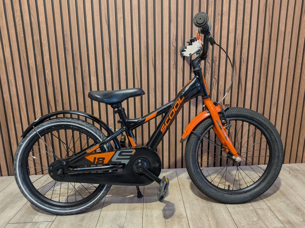 Scool XXLite 18 inch jongensfiets
