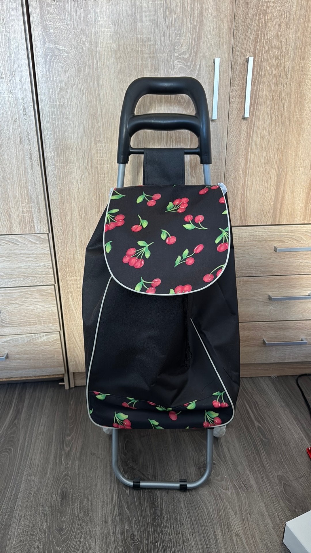 Boodschappen trolley, 30 cm of meer, Zwart, Zo goed als nieuw, 60 tot 80 cm