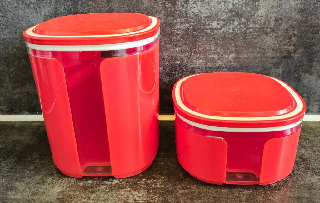 Tupperware Eleganzia vensterbus 700ML en 1,5L Rood-Wit, Ophalen of Verzenden, Zo goed als nieuw, Rood, Bus of Trommel