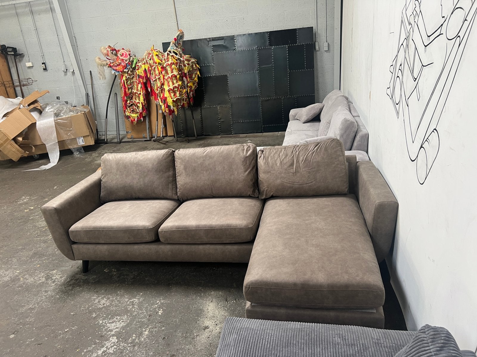 Moderne hoekbank – taupe / zandkleur –  L150 x B260, Nieuw, Ophalen of Verzenden, Nvt, Nvt