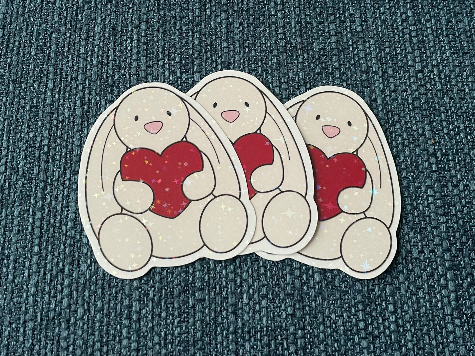 Handgemaakte Jellycat konijn met hart stickers, Ophalen of Verzenden, Nieuw