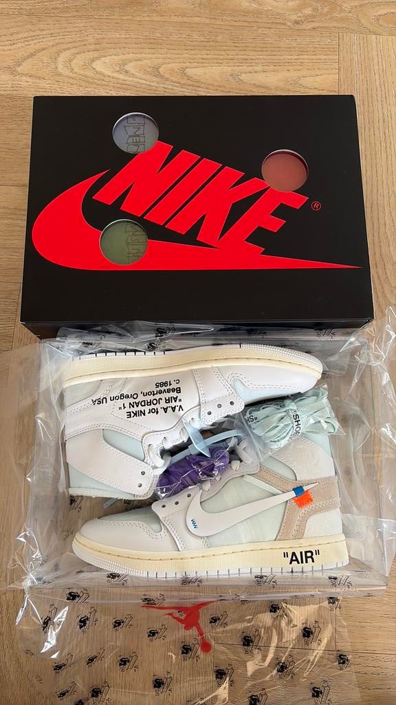 Nike Air jordan 1 off white Virgil Abloh Alaska  US5/37,5, Ophalen of Verzenden, Nieuw, Wit, Sneakers of Gympen