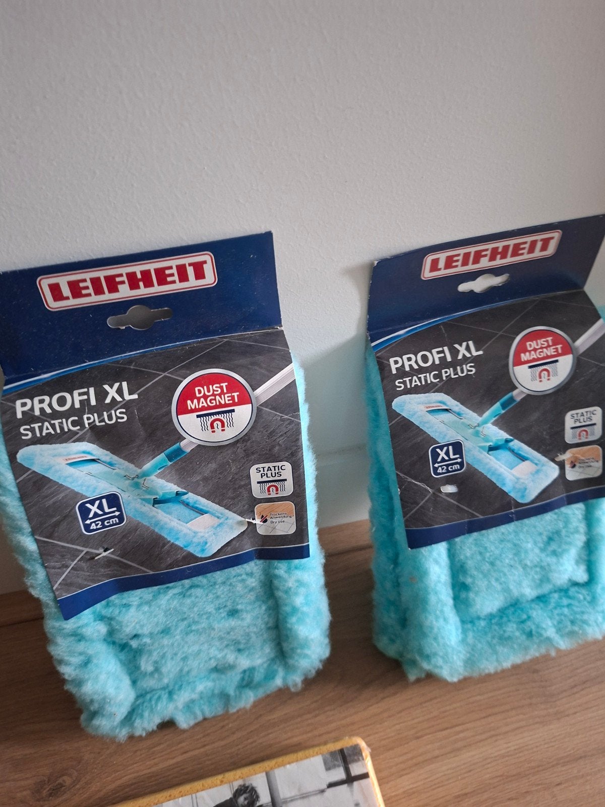Leifheit Easy Spray XL Vloerwisser met 2 Profi XL  doeken, Ophalen of Verzenden, Mop of Dweil