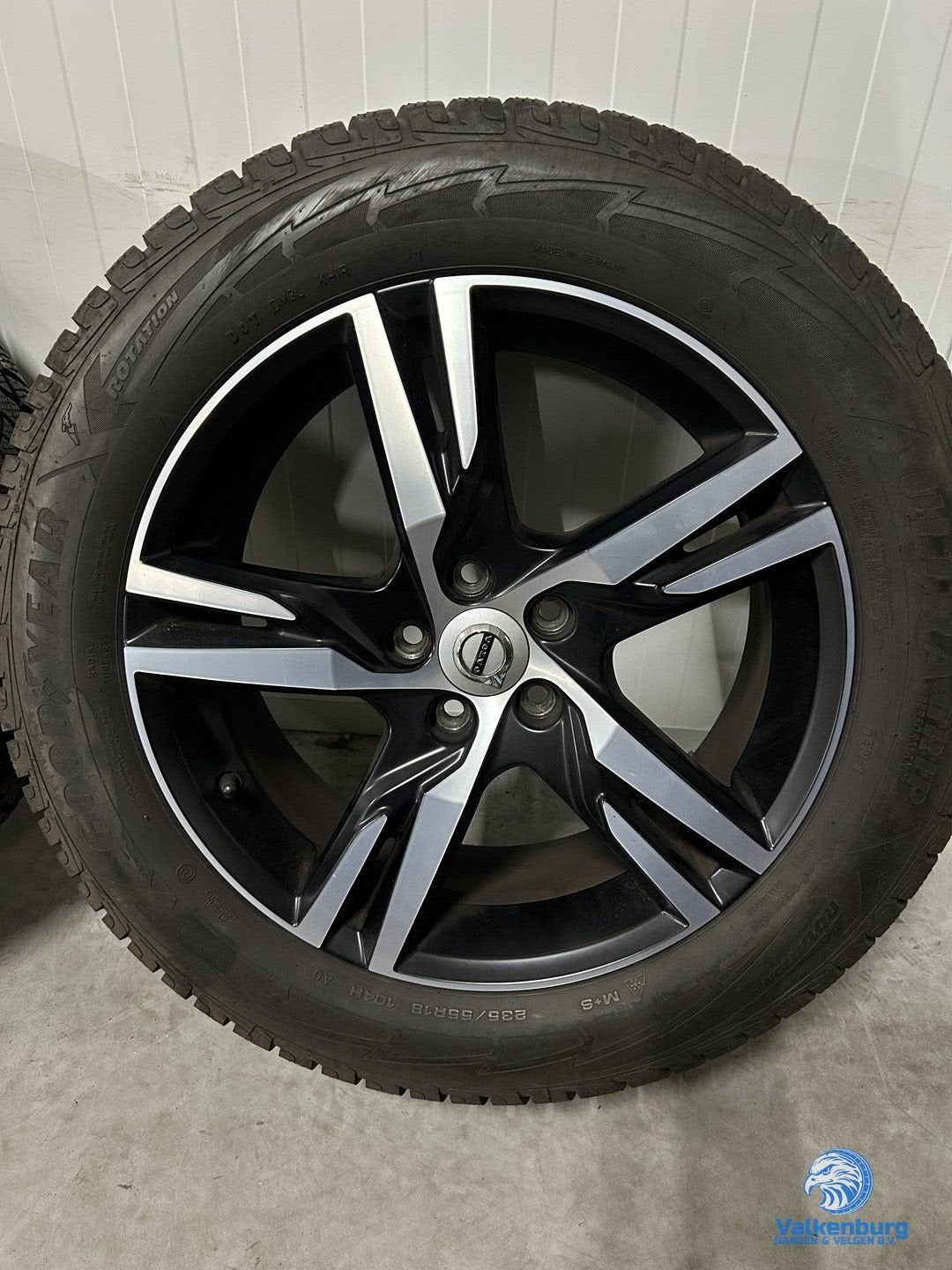 6-7mm! Originele Volvo XC40 5-Double Spoke Matt Black Diamon, Auto-onderdelen, 18 inch, Gebruikt, -, -