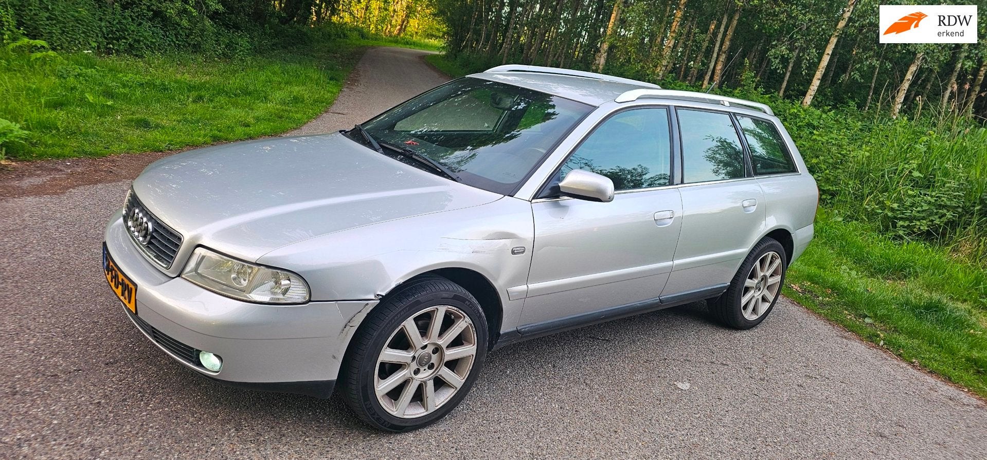 Audi A4 Avant 1.8 5V Advance clima rs, Auto's, 125 pk, Gebruikt, 680 kg, 4 cilinders