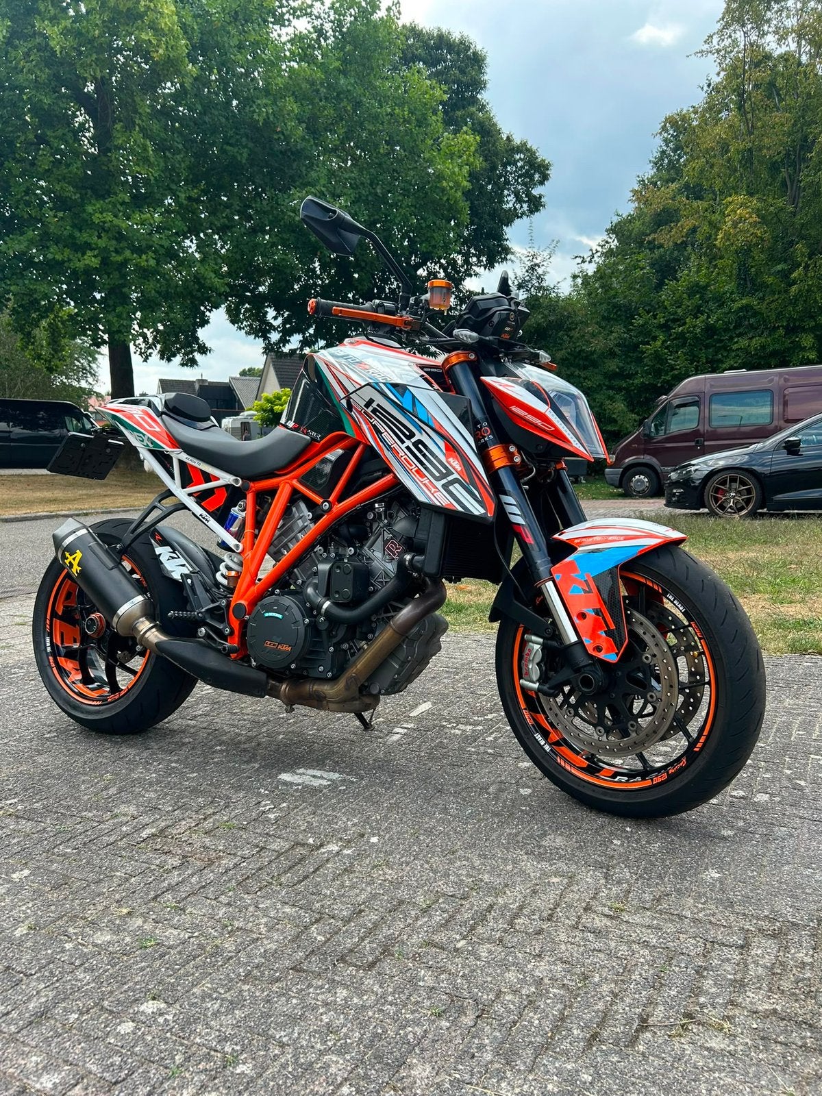 KTM Superduke 1290R gen 1, 2 cilinders, Motorrijbewijs A, Meer dan 35 kW, Handgeschakeld