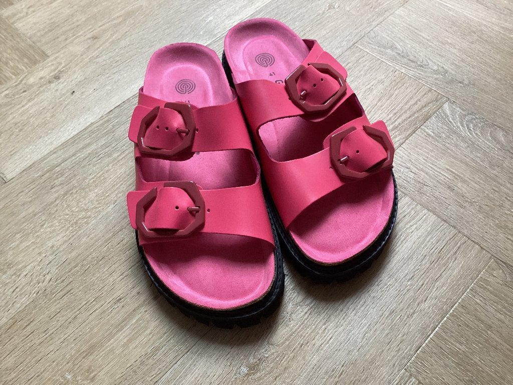 Spaanse zomer slipper Genuins, Ophalen of Verzenden, Nieuw, Roze