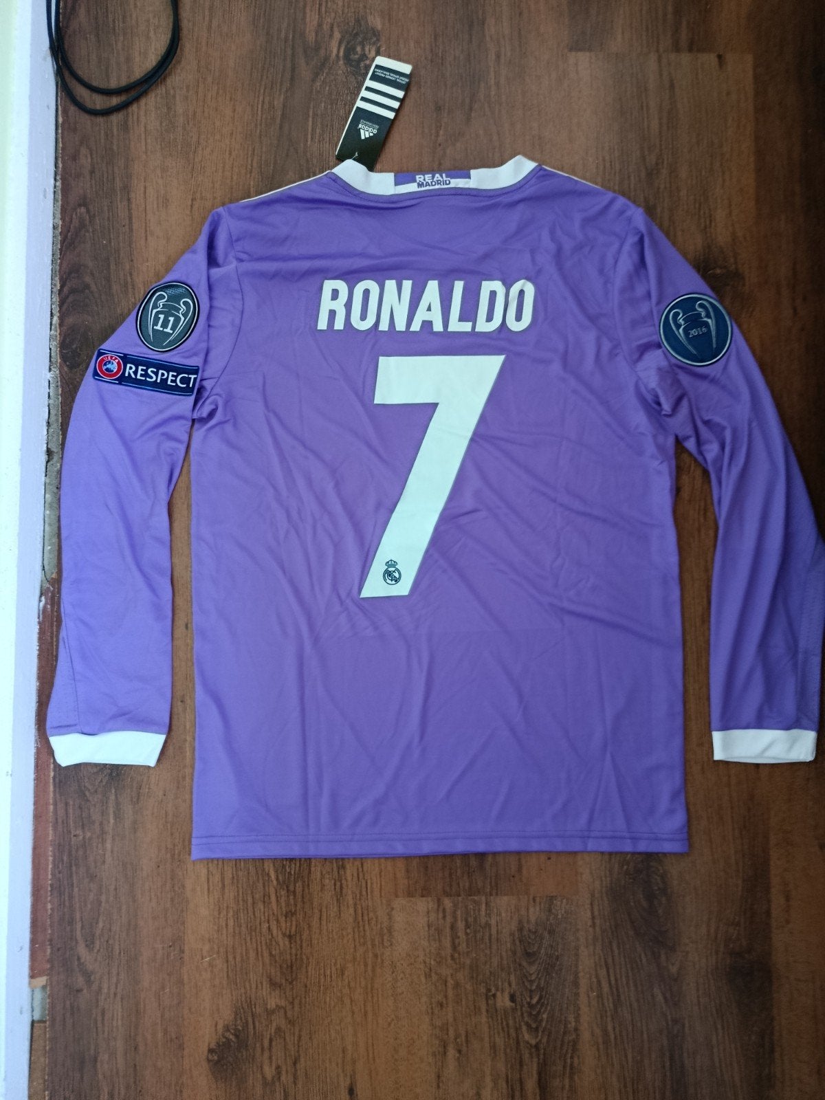 #7 Real Madrid paarse longsleeve, Maat S, Ophalen of Verzenden, Nieuw, Shirt
