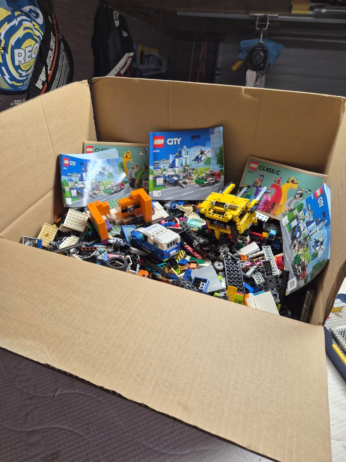 20kg LEGO met Ninjago, City en boekjes, Gebruikt, Lego, Ophalen of Verzenden, Losse stenen