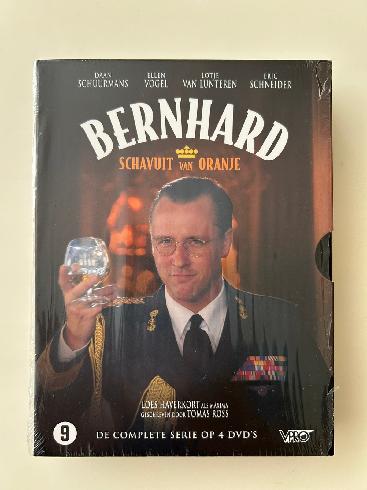 -Bernard: Schavuit van Oranje- 4-delige disc boxset, Alle leeftijden, Drama, Zo goed als nieuw, Complete serie