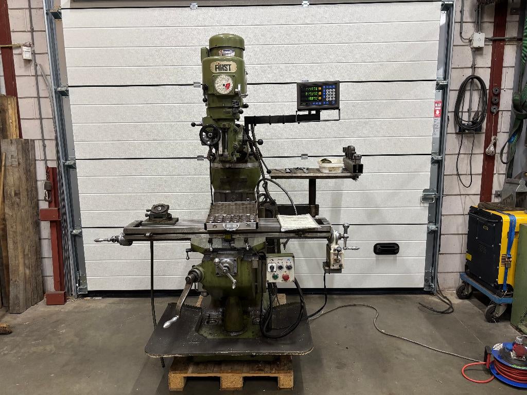 Freesmachine First type 1 ½ VS met defect zie omschrijving., Ophalen, Gebruikt, Overige soorten, First